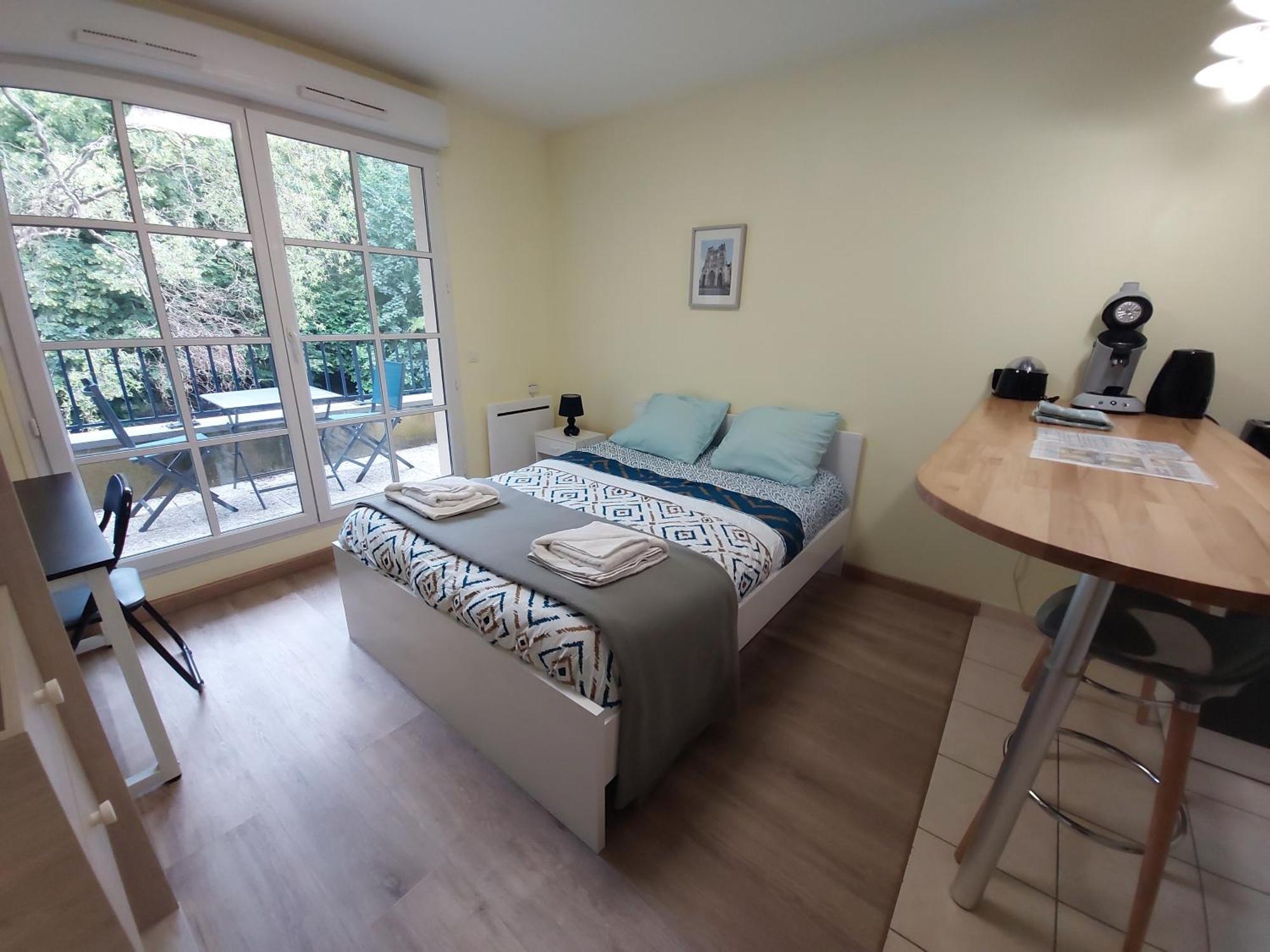 Bonvallet - Studio Paisible Et Chaleureux Avec Balcon Amiens Exteriör bild